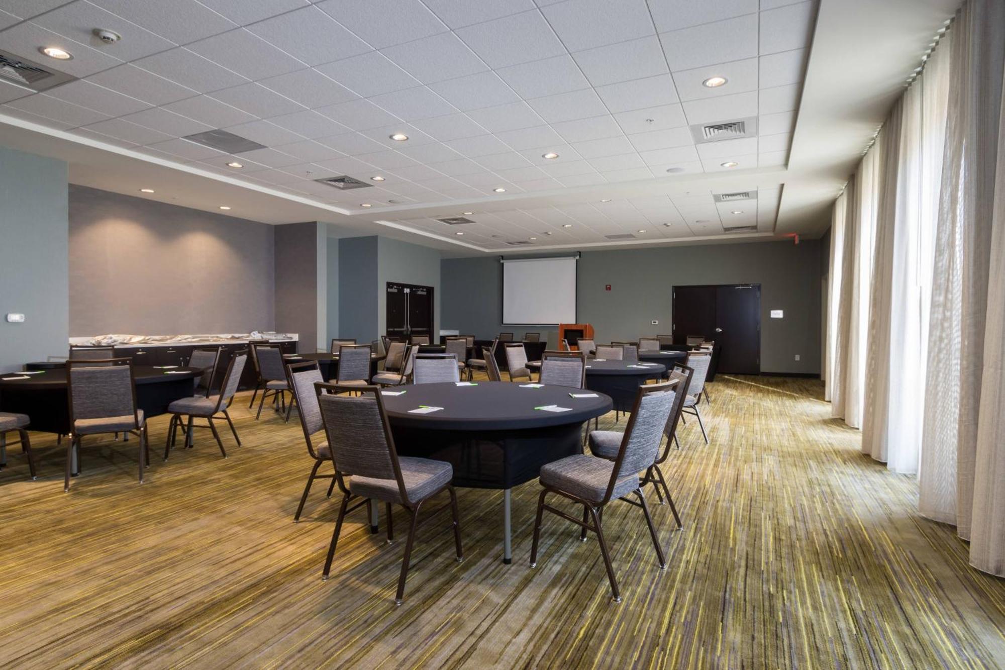 Courtyard By Marriott Fayetteville Fort Liberty - ספרינג לייק מראה חיצוני תמונה