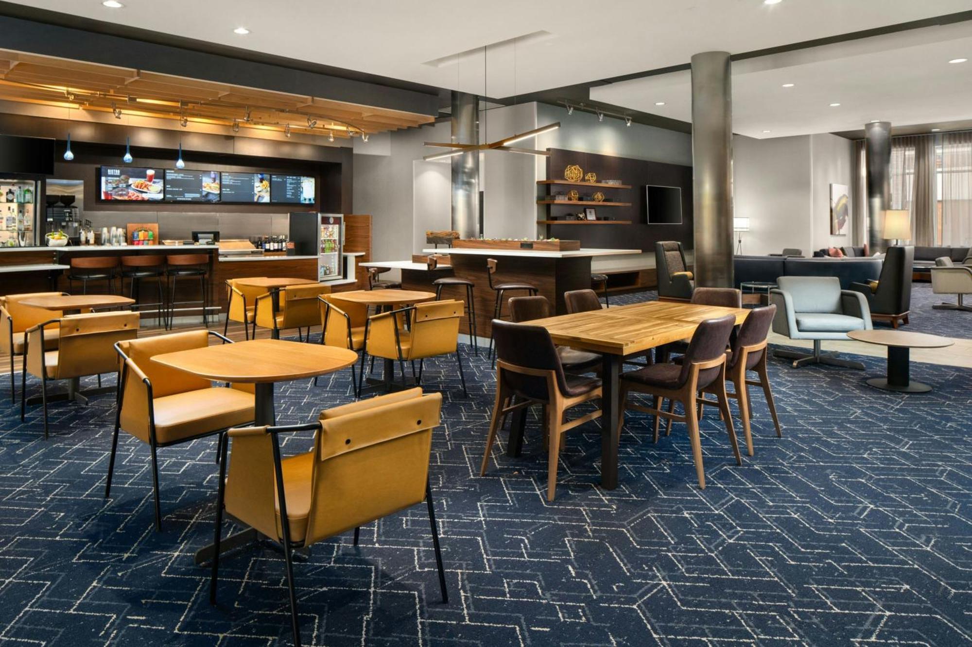 Courtyard By Marriott Fayetteville Fort Liberty - ספרינג לייק מראה חיצוני תמונה
