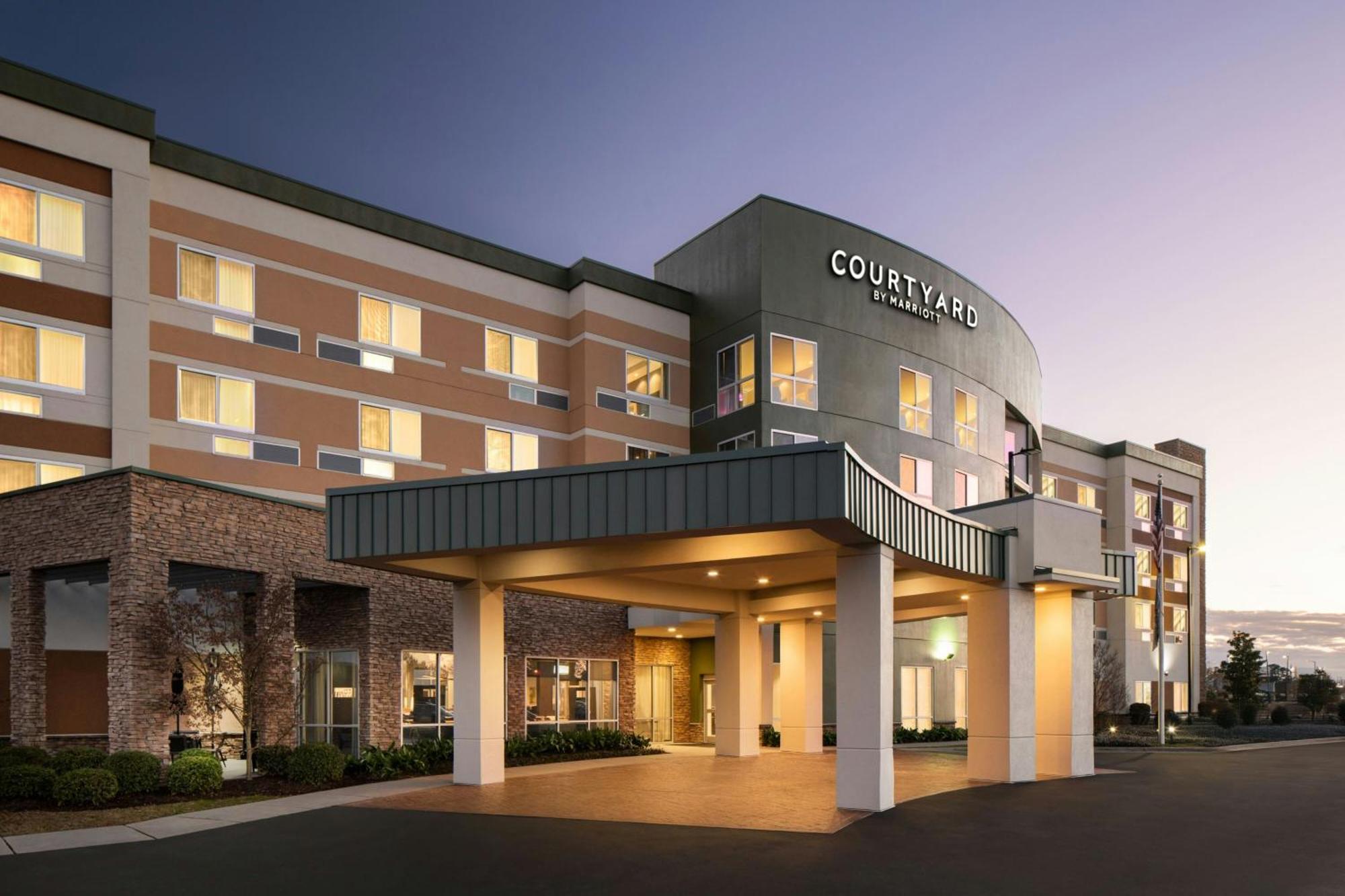 Courtyard By Marriott Fayetteville Fort Liberty - ספרינג לייק מראה חיצוני תמונה